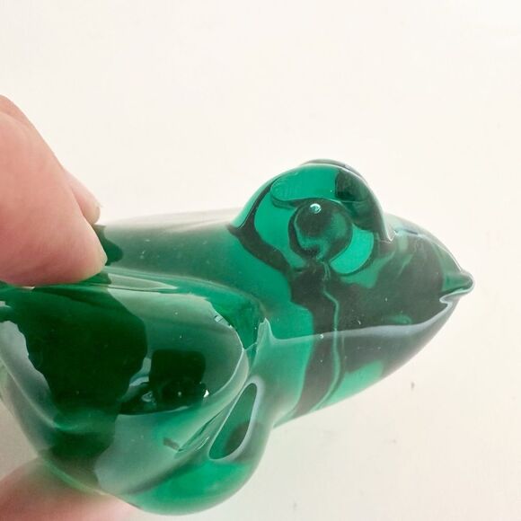 Vintage Silvestri Green Frog Glass Paperweight - Picture 1 of 9